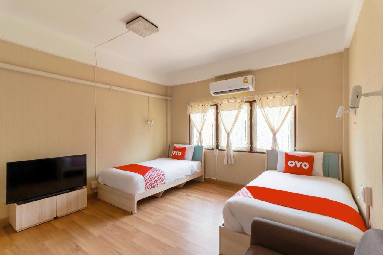 Oyo 743 Sweet Mango Cafe And Hotel 2*